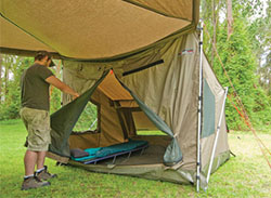 ベスト・ルーフトップ・カーテンの中のRhino Rack Tagalong Tent